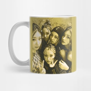 itzy kpop Mug